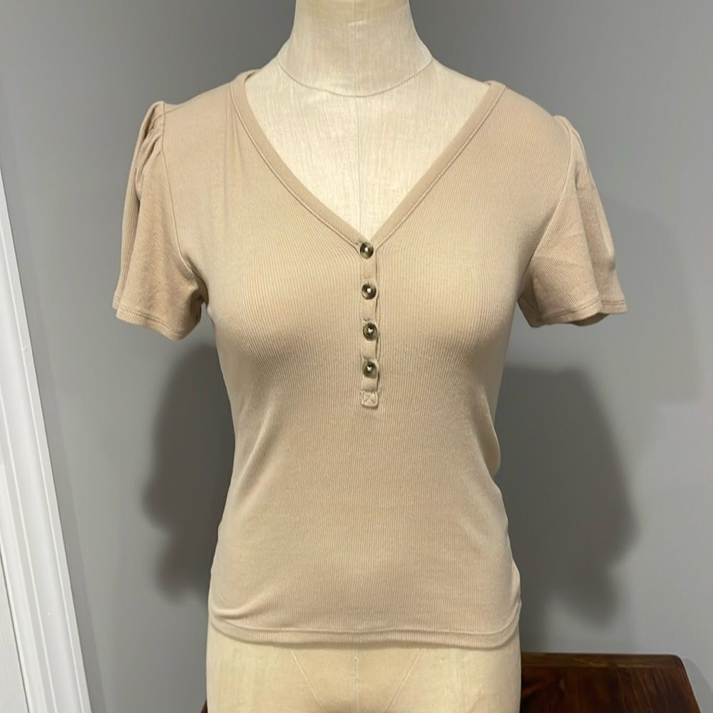 Loft Ribbed Short Sleeve V-Neck Top Size XS Petite